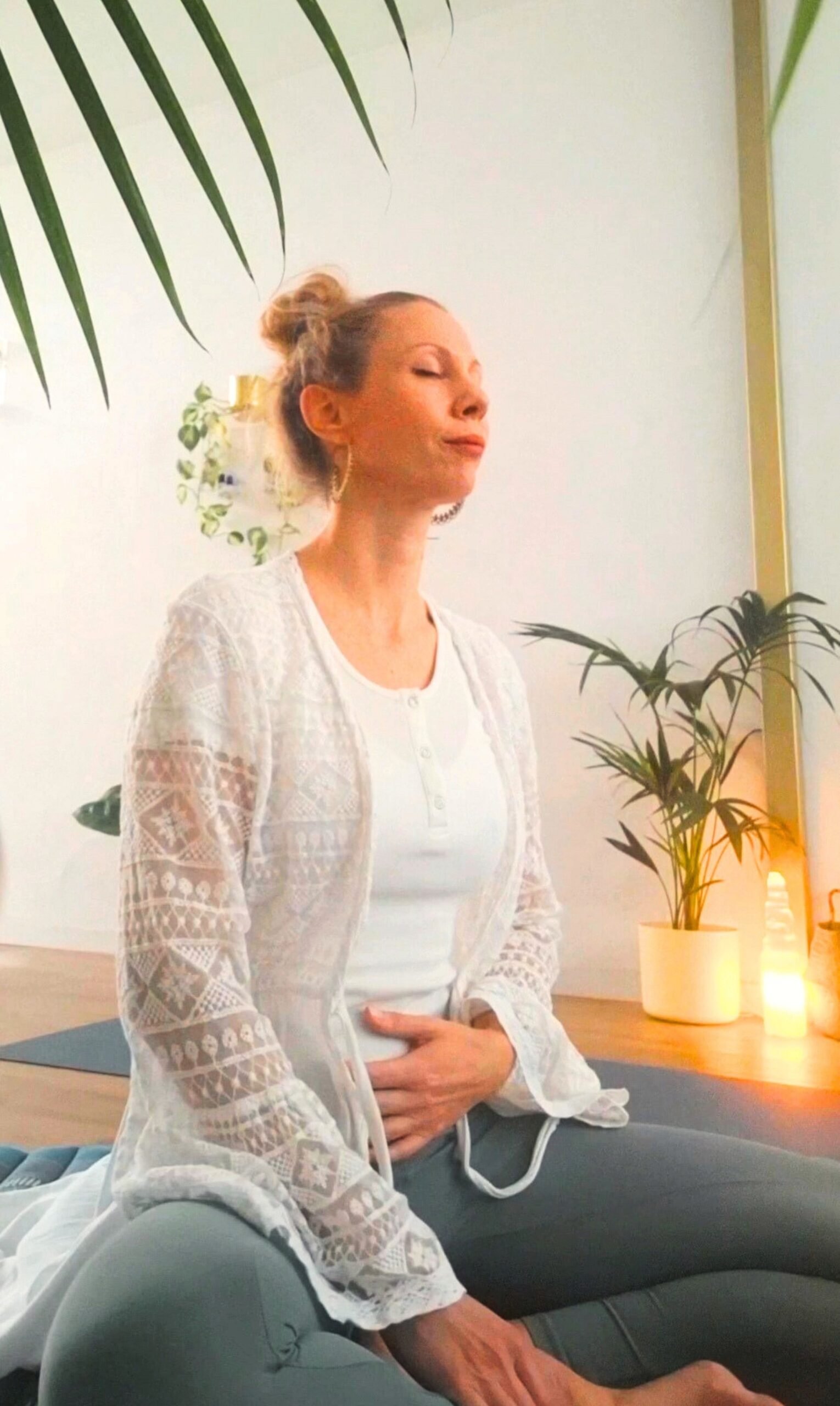 Kim Delbarre Somatisch Therapeut Lichaamswerk Ademwerk Kim Delbarre Holistisch Behandelaar Energetisch Lichaamswerk Bodywork Gent